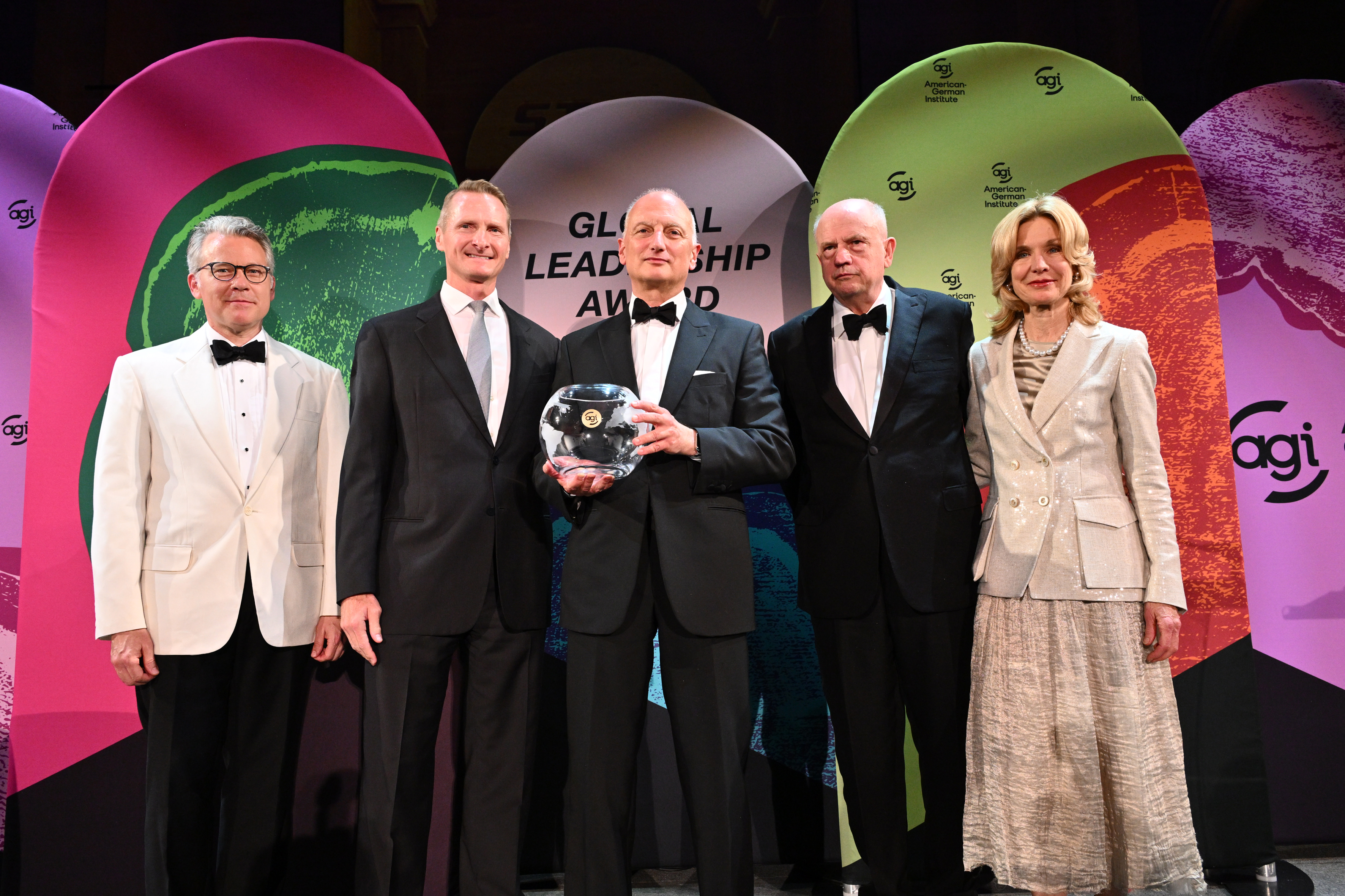 Dr. Nikolas Stihl primește Global Leadership Award