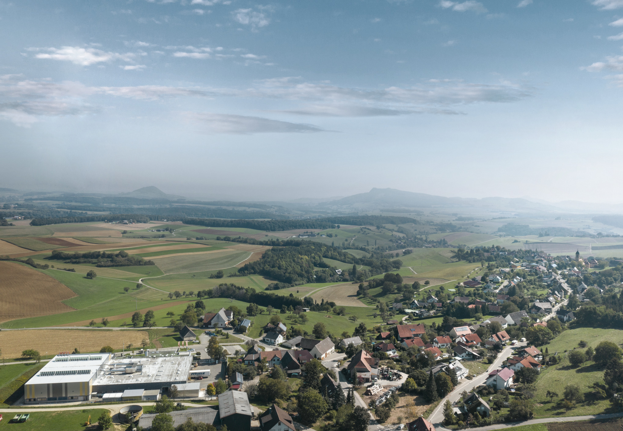 Povestea producției internaționale